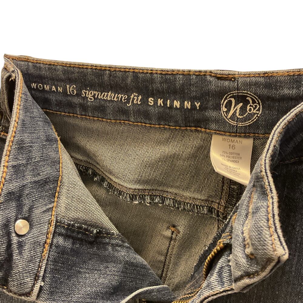W62 Women's Signature Skinny Fit Jeans - Sz 16